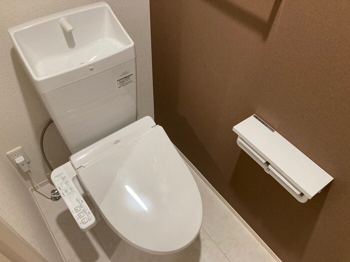 物件内観写真17　(トイレ)