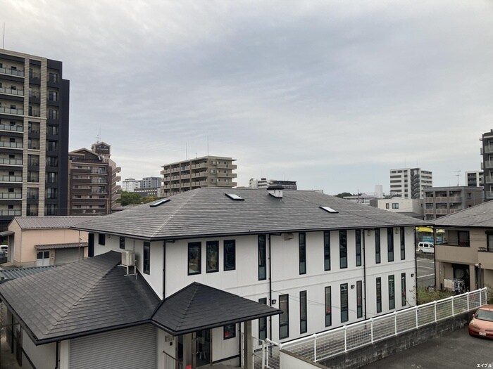 物件内観写真22　(室内からの展望)