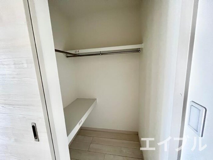 物件内観写真12　(収納)