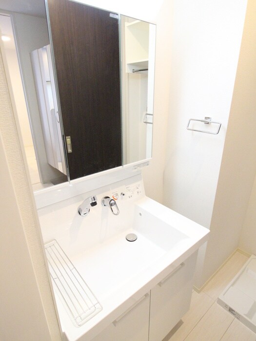 物件内観写真9　(洗面)