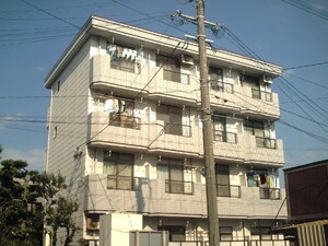 エスポアール古賀外観写真