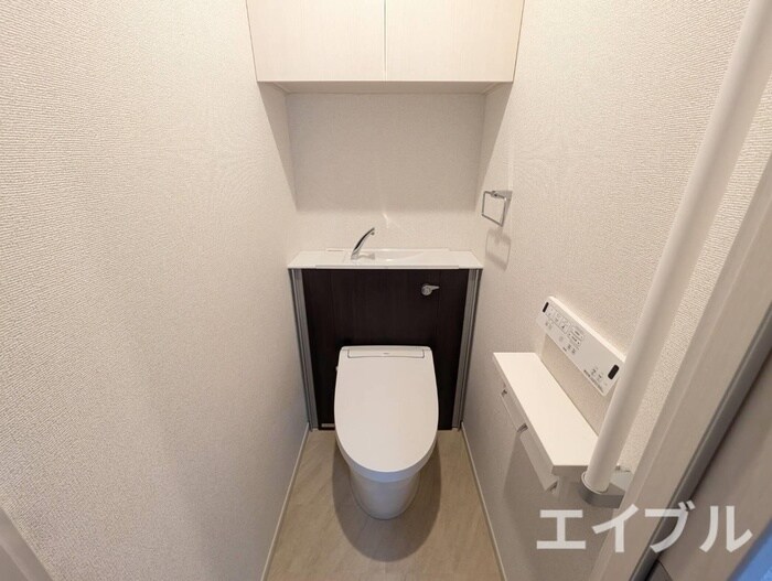 物件内観写真11　(トイレ)