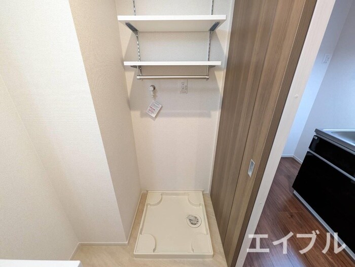 物件内観写真13　(洗濯機置場)