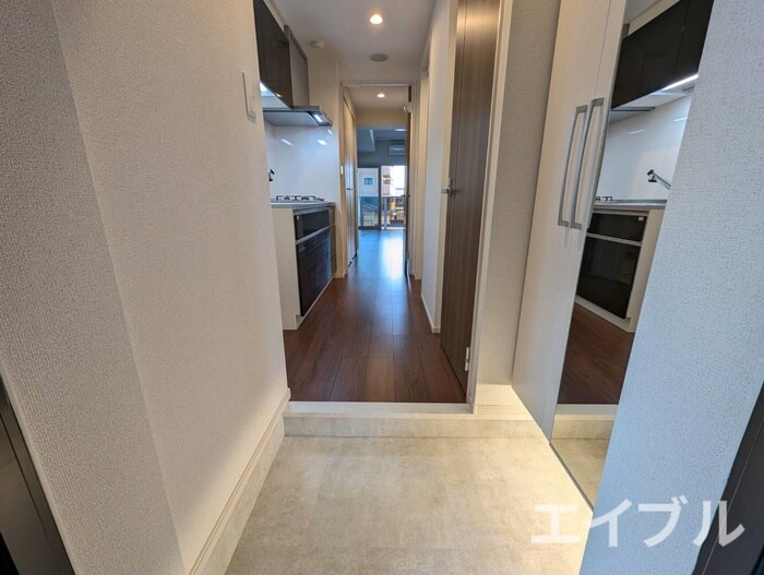 物件内観写真15　(玄関)