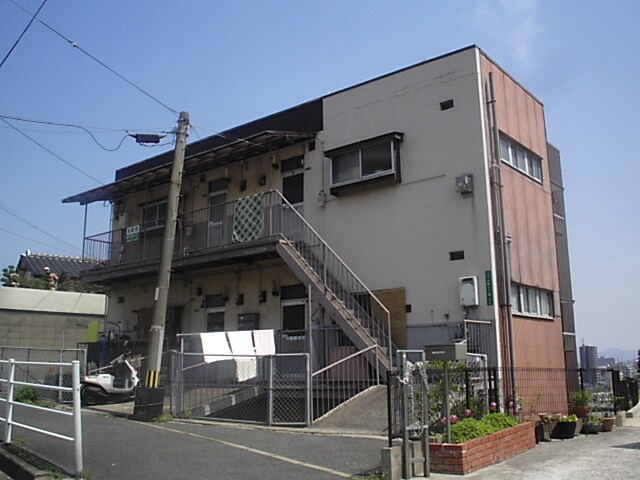 メゾン丸町の外観写真