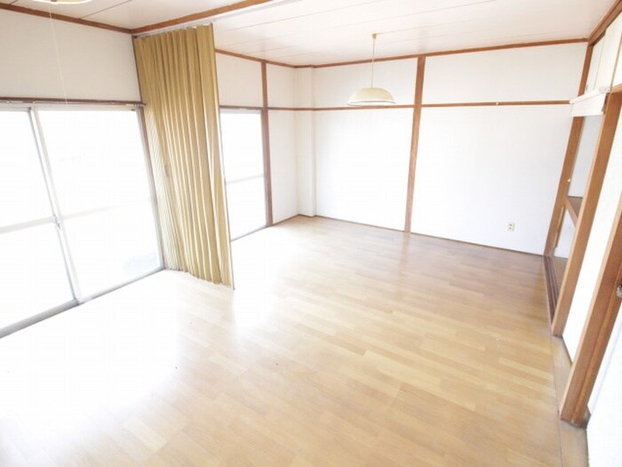 メゾン丸町の居室