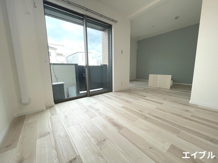 物件内観写真8　(居室)