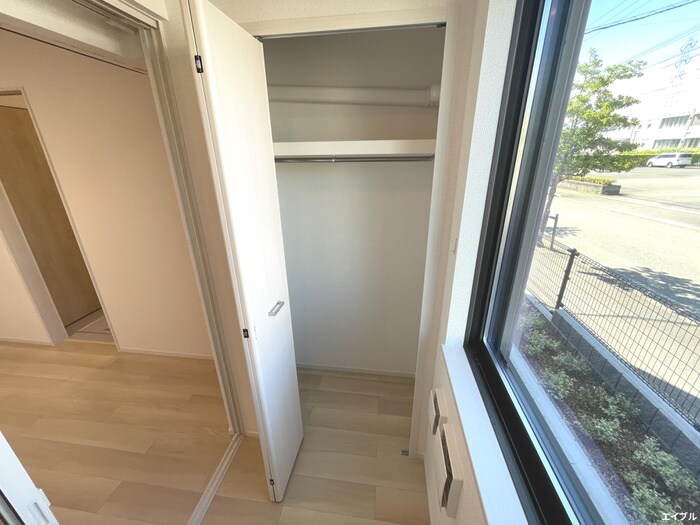 物件内観写真10　(収納)