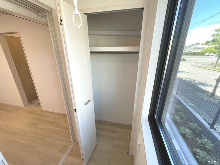 物件内観写真10　(収納)