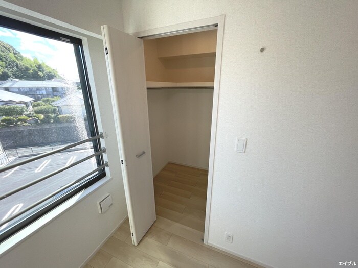 物件内観写真10　(収納)