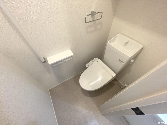 物件内観写真14　(トイレ)