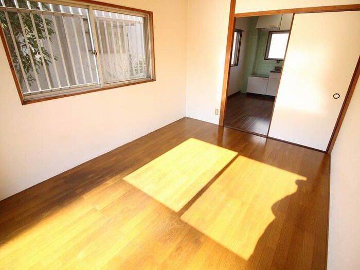 物件内観写真5　(居室)