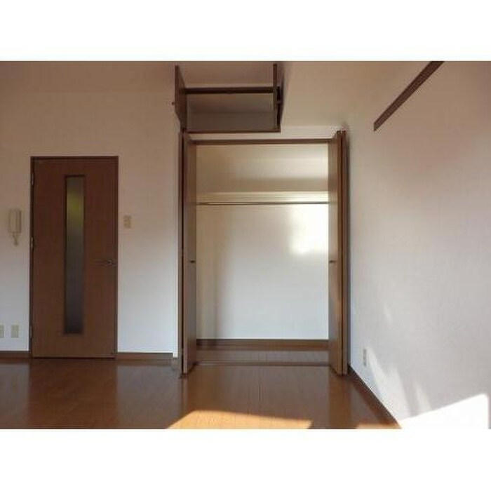 物件内観写真9　(収納)