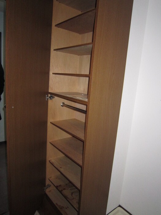 物件内観写真14　(靴箱)