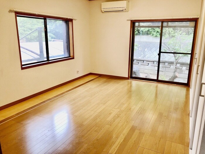 物件内観写真6　(居室)