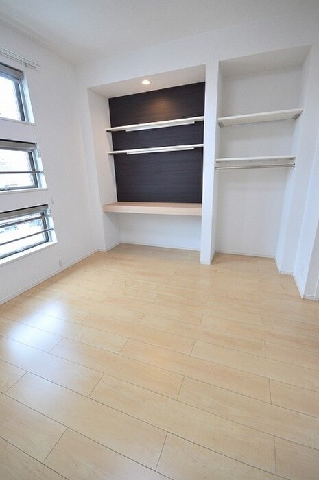 物件内観写真9　(居室)