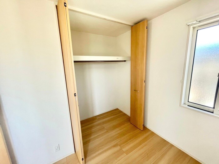 物件内観写真11　(収納)
