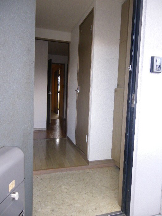 物件内観写真15　(廊下)