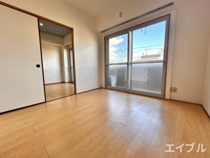 物件内観写真9　(居室)