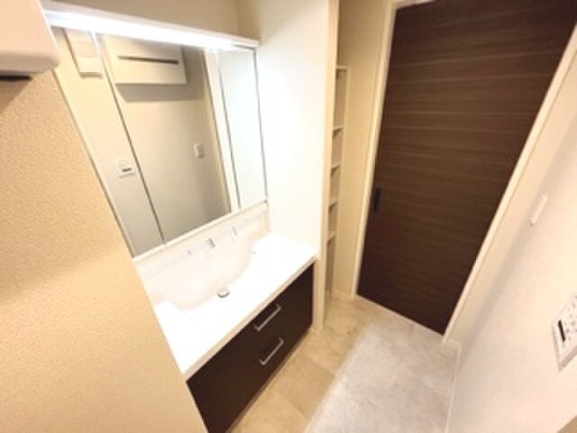 物件内観写真11　(洗面)