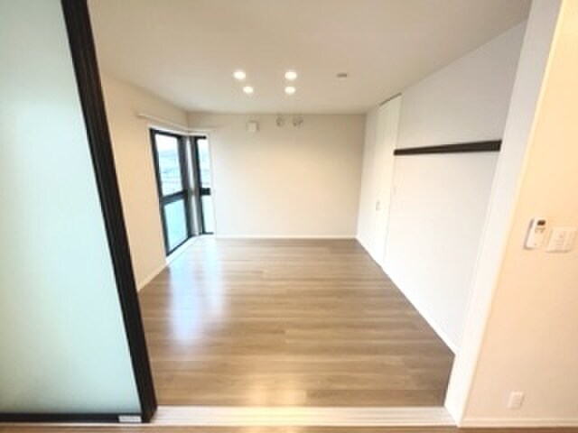 物件内観写真15　(内観写真)
