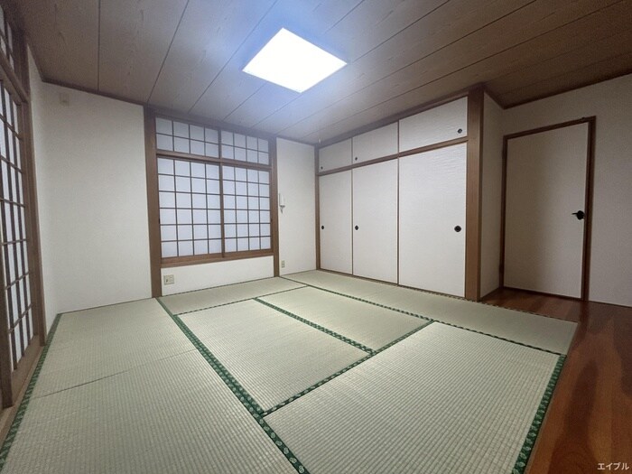 物件内観写真8　(居室)