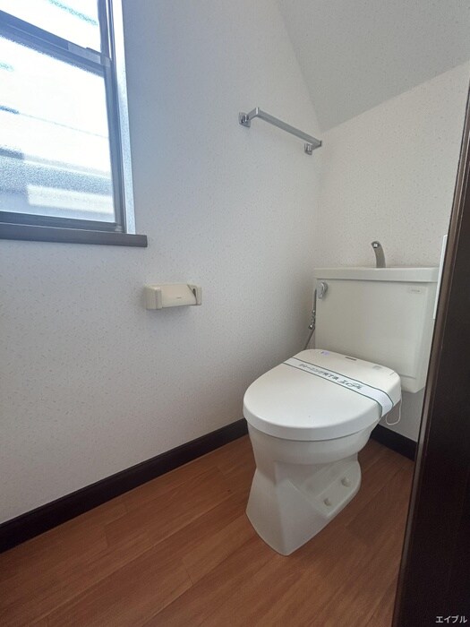 物件内観写真16　(トイレ)