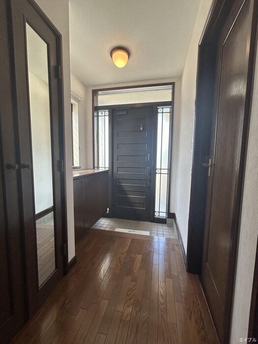 物件内観写真21　(廊下)