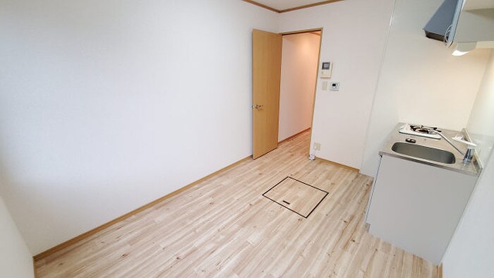 物件内観写真18　(居室)