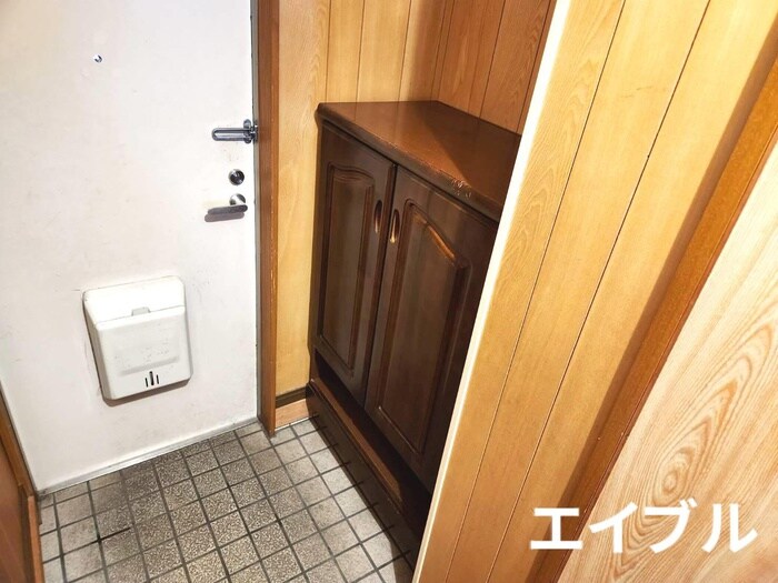 物件内観写真15　(靴箱)