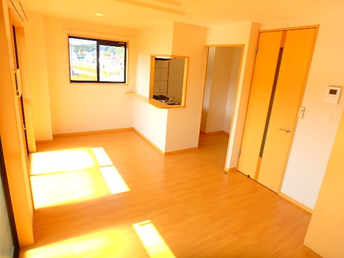 物件内観写真5　(居室)