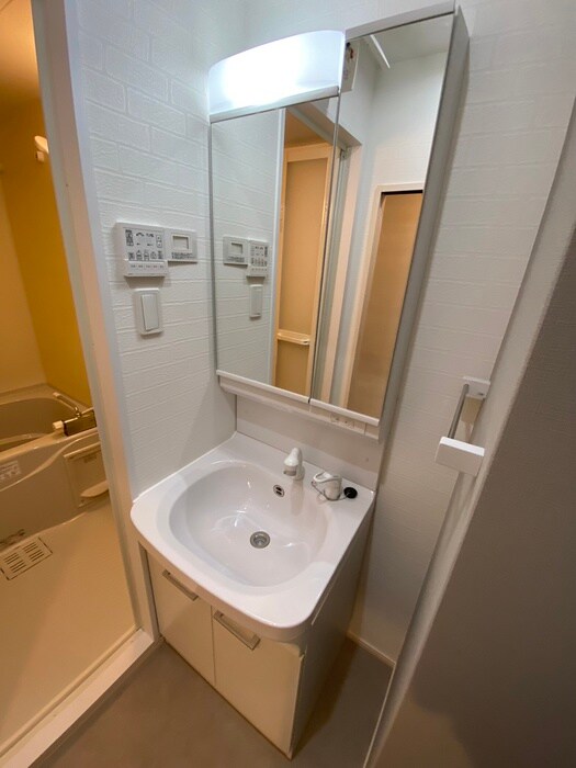 物件内観写真13　(洗面)