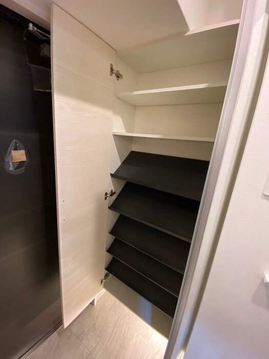 物件内観写真16　(靴箱)