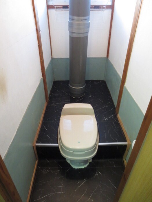 石原アパ－トのトイレ