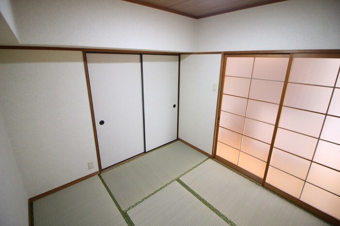 物件内観写真7　(居室)