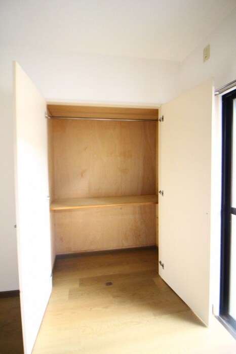 物件内観写真8　(収納)