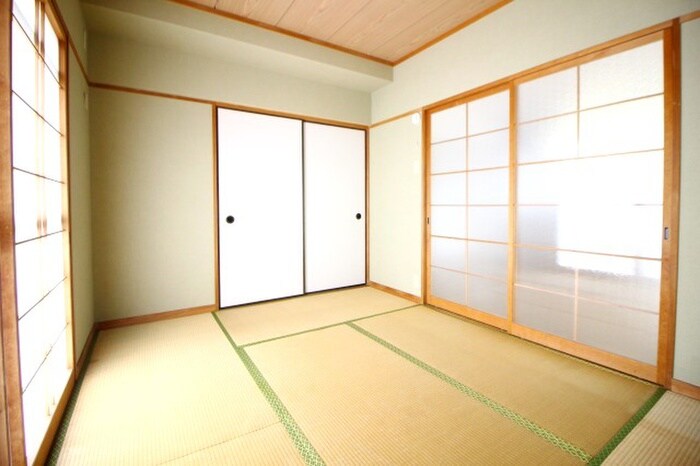 物件内観写真13　(居室)