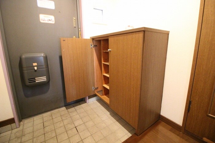 物件内観写真16　(靴箱)