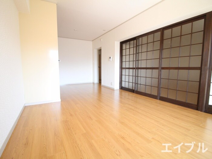 物件内観写真8　(居室)