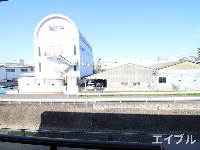 物件内観写真22　(室内からの展望)