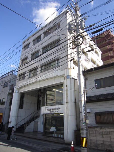 第４泰平ビル外観写真