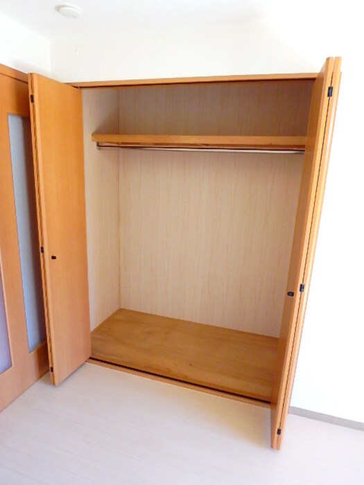 物件内観写真11　(収納)