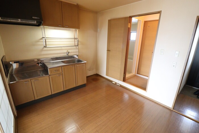 物件内観写真4　(居室)