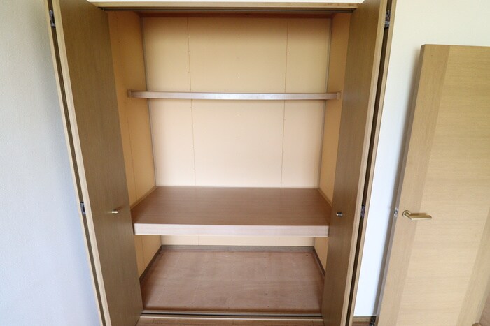 物件内観写真10　(収納)