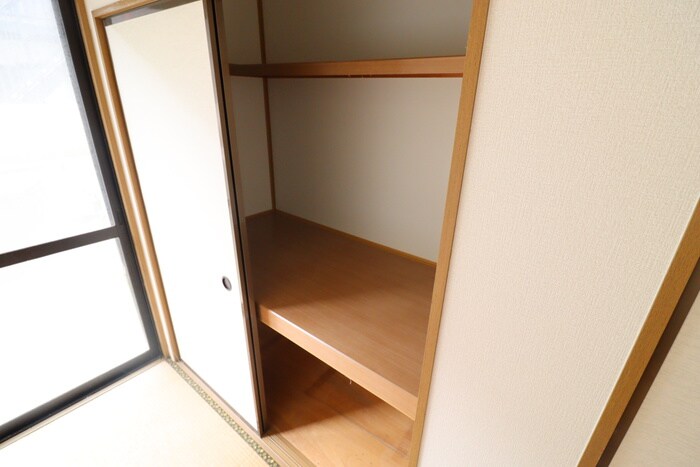 物件内観写真16　(収納)