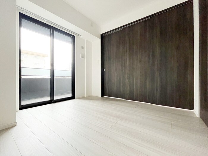 物件内観写真10　(居室)