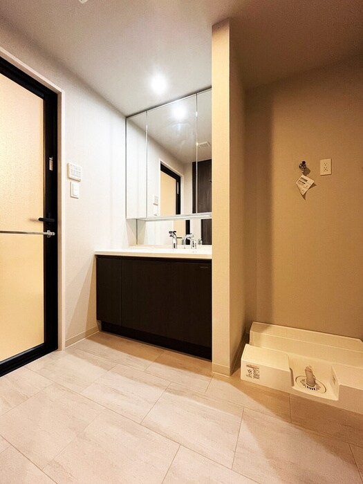 物件内観写真13　(洗面)