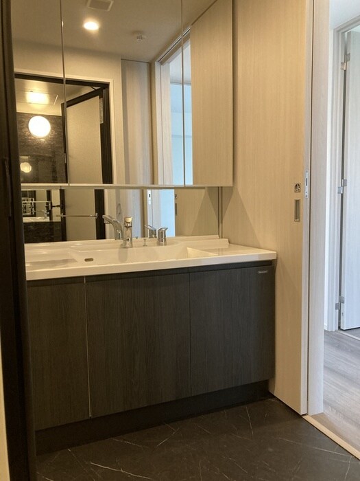 物件内観写真14　(洗面)