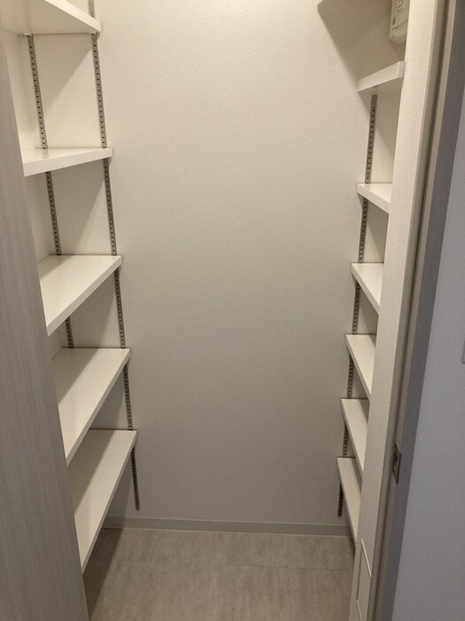 物件内観写真15　(靴箱)