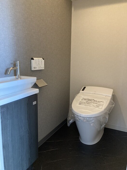 物件内観写真15　(トイレ)